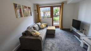 Greenhithe Flat-Kent- 20 Mins to London-PetsOk
